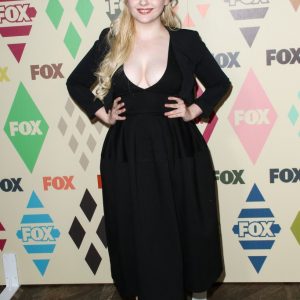 abigail breslin cleavage 72 photos 26