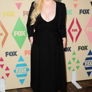 abigail breslin cleavage 72 photos 96