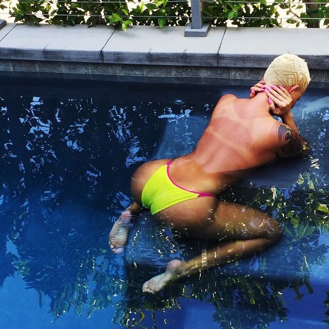 Amber Rose Ass (1 Photo)