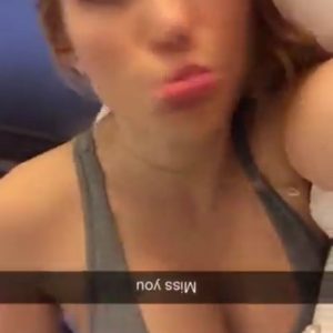 bella thorne cleavage 6 photos 42