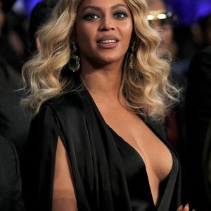 beyonce braless 14 photos 68