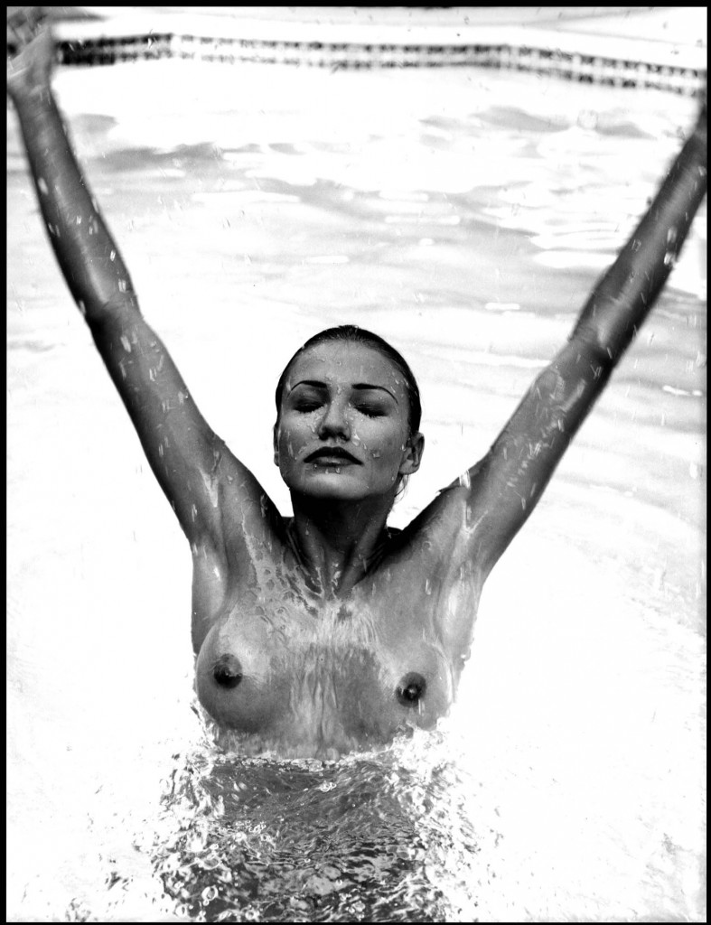 Cameron Diaz Topless (8 Photos)