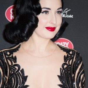 dita von teese cleavage 16 photos 23