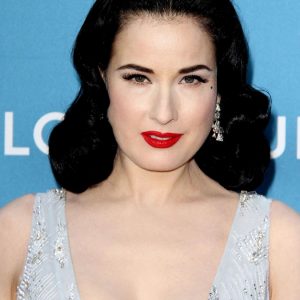 dita von teese cleavage 9 photos 86 1