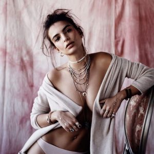 emily ratajkowski sexy topless 21 photos 76