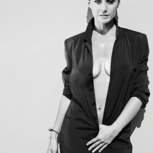 emmanuelle chriqui braless 4 photos 69