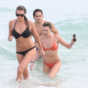 katie cassidy in a bikini 52 photos 86 1