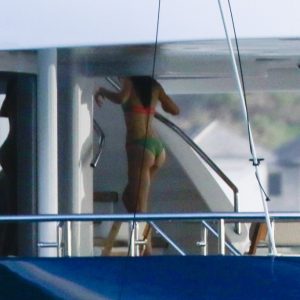 kendall jenner in a bikini 36 photos 82