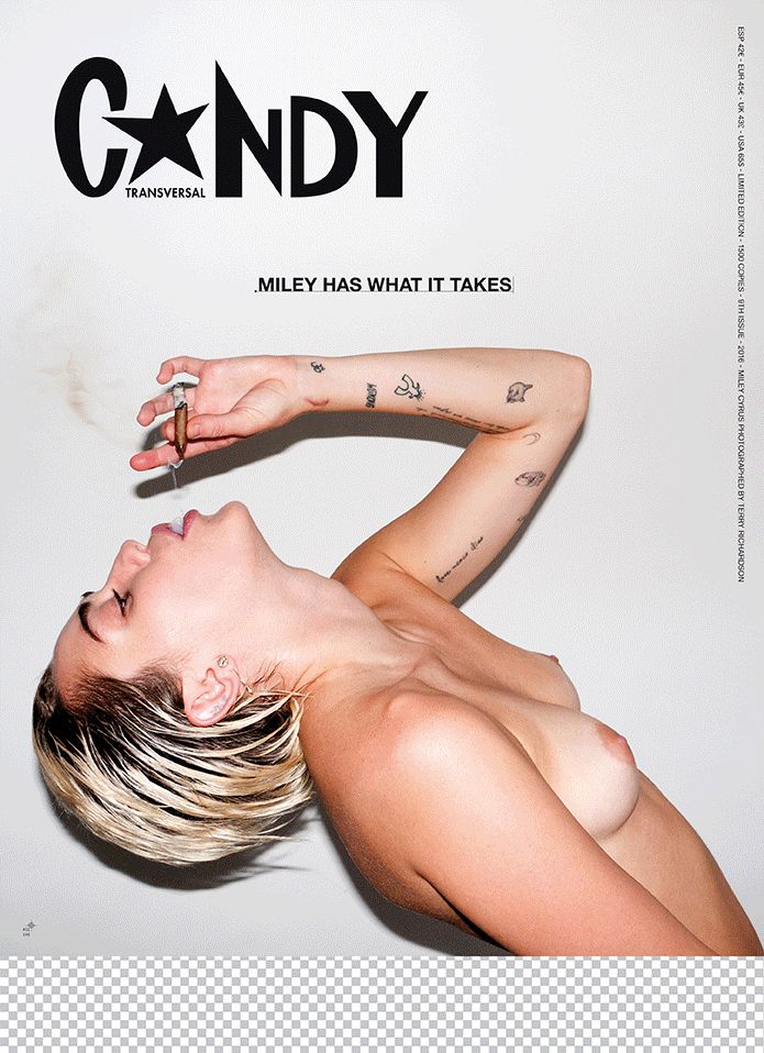 Miley Cyrus Full Frontal Nude (12 Photos)