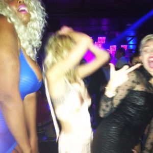 miley cyrus leaked 27 photos 1