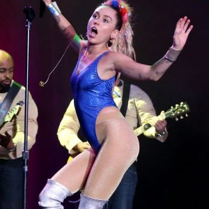 miley cyrus sexy 48 photos 40