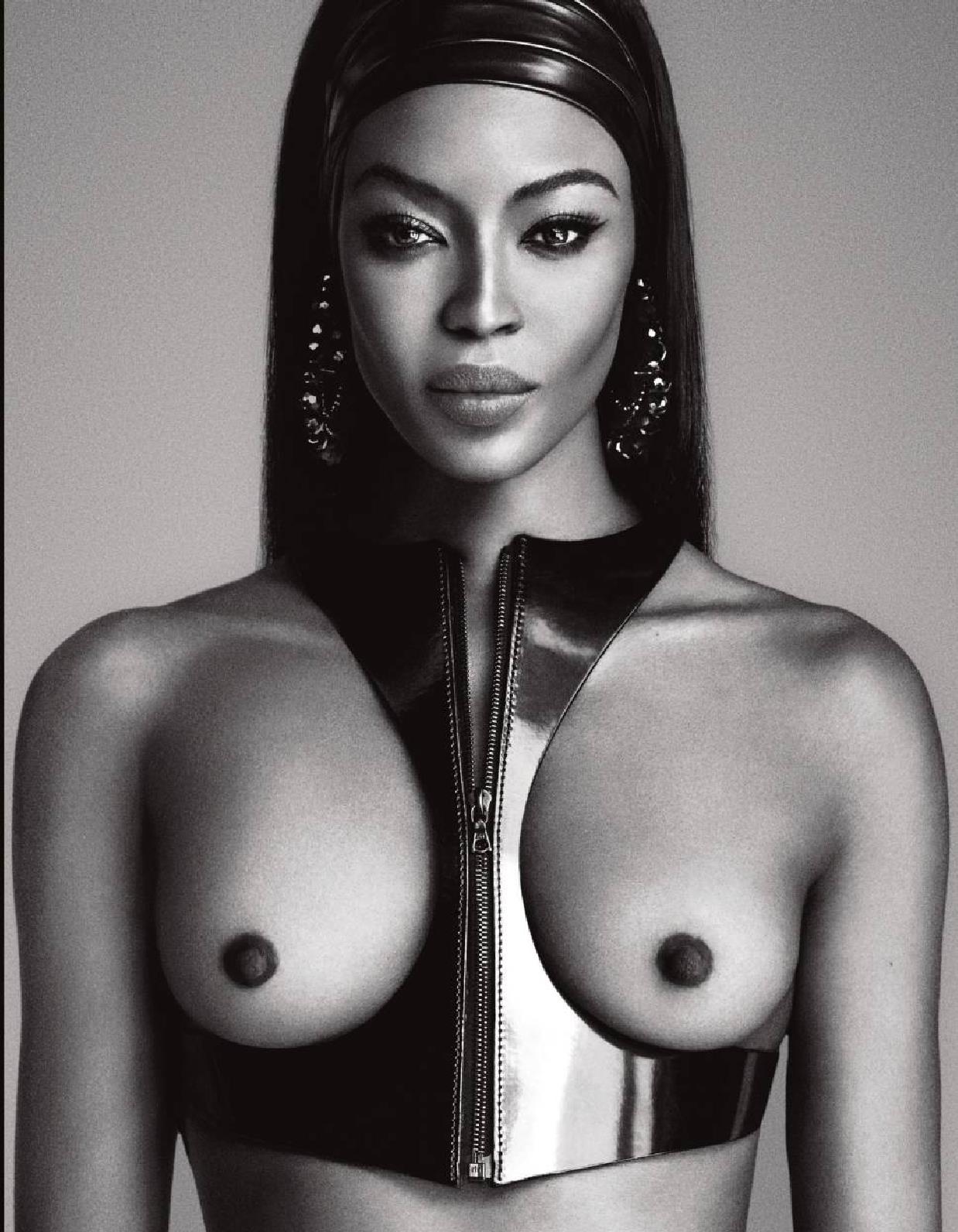 Naomi Campbell Topless (6 Photos)