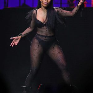 nicki minaj cleavage 40 photos 48