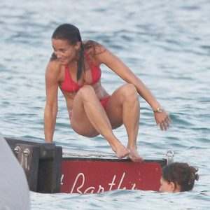 pippa middleton in a bikini 50 photos 31