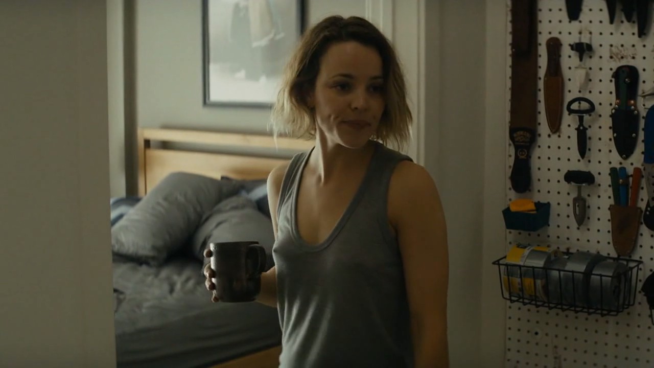 Rachel McAdams Braless (3 Photo)