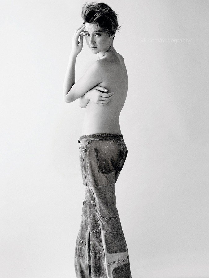 Shailene Woodley Topless