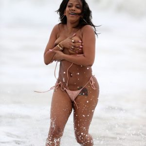 sundy carter wardrobe malfunction 36 photos 36