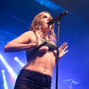 tove lo tits 12 photos 23