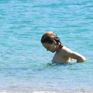 vanessa paradis topless 3 photos 88