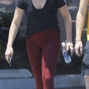 chloe moretz camel toe 9 photos celebsdude.com 84