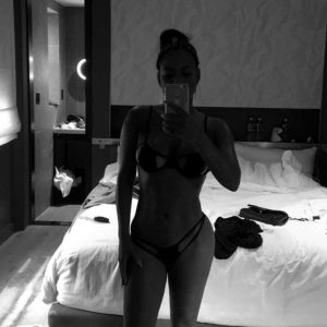 christina milian selfies 2 photos 73