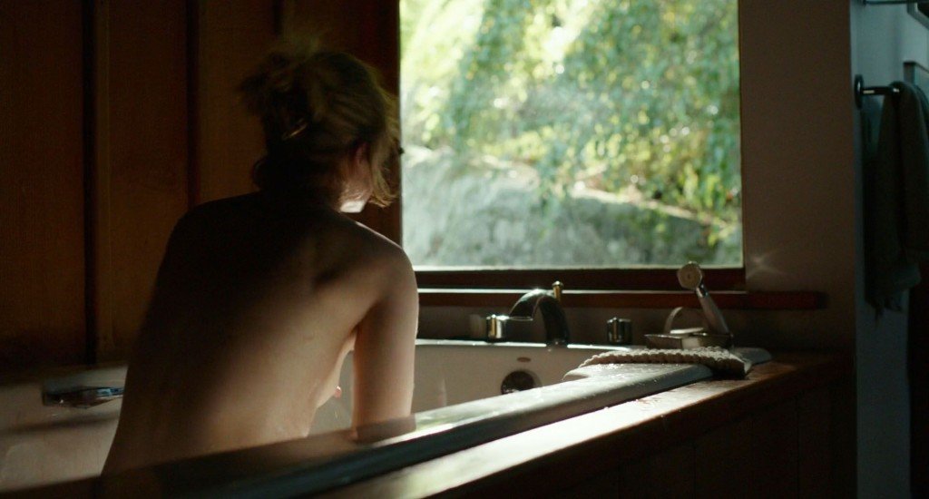 Evan Rachel Wood Nude– Into the Forest (2015) HD 1080p