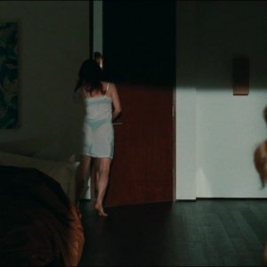 julianne moore amanda seyfried nude nina dobrev sexy chloe 2009 hd 1080p 77