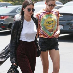 kendall jenner braless 4 photos 77