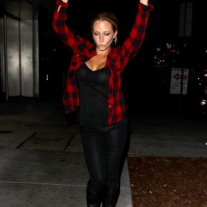 kendra wilkinson see through 15 photos 16