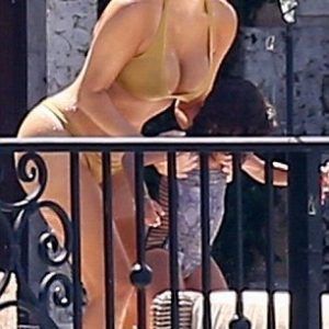 kim kardashian sexy 19 photos 12