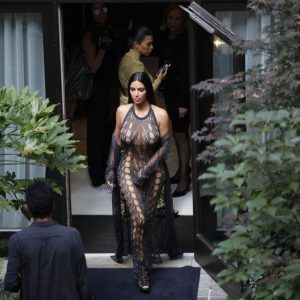 kim kardashian sexy 41 photos 2 videos 90