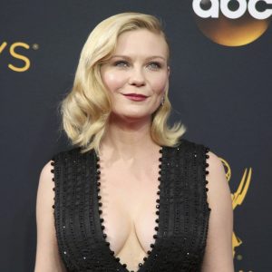 kirsten dunst cleavage 158 photos 28