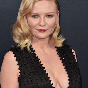 kirsten dunst cleavage 158 photos 7 1