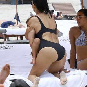 kourtney kardashian sexy 29 photos 31