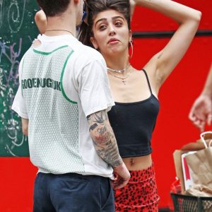 lourdes leon pokies 14 photos 17