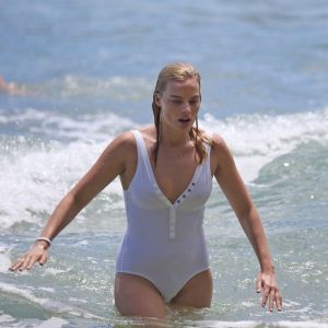 margot robbie sexy 49 photos 3