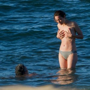 marion cotillard topless 34 photos 16 2