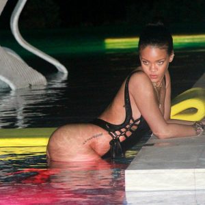 rihanna sexy 5 photos 25