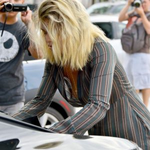 sofia richie braless 23 photos 0