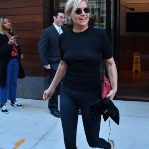 yolanda hadid see through 30 photos 43